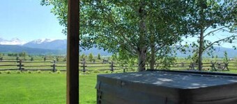 Dreamcatcher Lodge, Gorgeous View Of The Grand Tetons, Rustik Ferie Lodge.