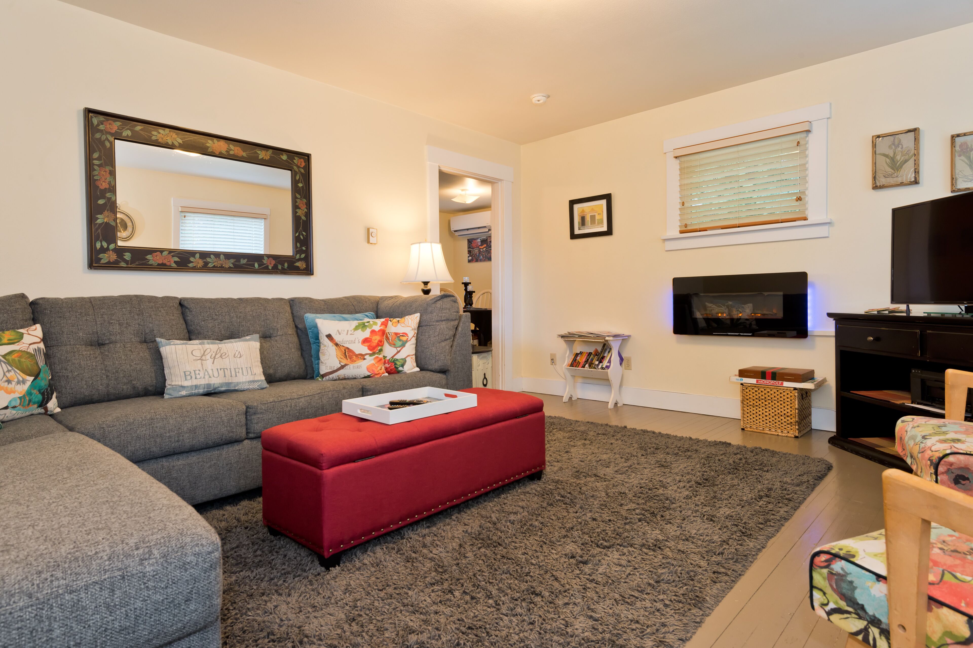 Smart TV, fireplace, Netflix, DVD player