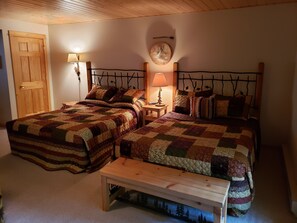 3 bedrooms, desk, iron/ironing board, travel cot
