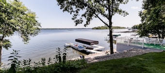 Lake Ida Quiet Getaway
License #1807
