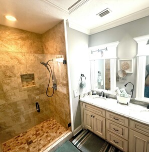 Combined shower/tub, hair dryer, towels, soap -  Beachfront "Sealee" Unit # 16 West End Of PCB Beach Right Out Your Back Door! (Panama City Beach)