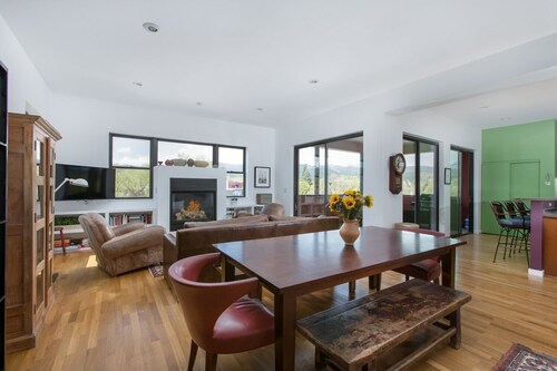 Penthouse Overlooking the Heart of Carbondale, CO