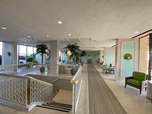 Interior -   Three bed room, beach- front  end unit with magnificent views, on the11 floor. (Galveston)