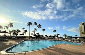 Outdoor pool, a heated pool