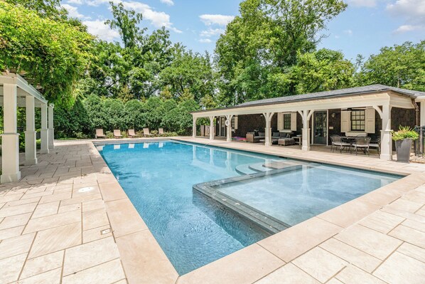 Outdoor pool - Parklike Estate in the Heart of Louisville w/Pool and Gardens -- Family Friendly (Louisville)