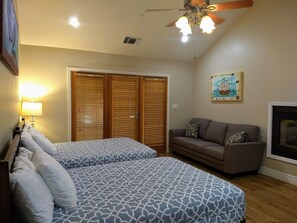 7 habitaciones, escritorio, tabla de planchar con plancha y wifi 