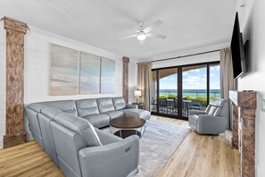 智能电视、壁炉