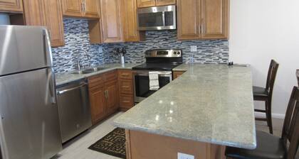 Ocean View 2 Bdrm Beach Condo, San Diego (Tyynenmeren ranta)