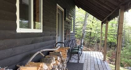 Schöne Off-The-Grid-Kabine. Neben A. T. in Andover Notch.