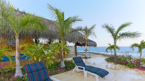Terrace/patio - Oceanfront villa with infinity view pool, 1/2 mile north of LosBarriles sleeps 8 (los Barriles)