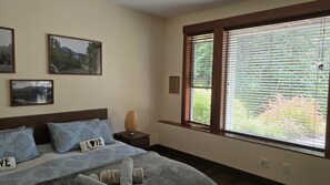 1 bedroom, iron/ironing board, travel cot, free WiFi