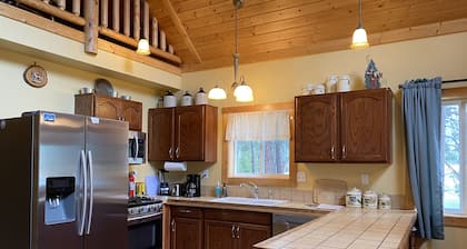 Relax and unwind in a family cabin on the Clark Fork River