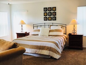 5 bedrooms, in-room safe, desk, iron/ironing board