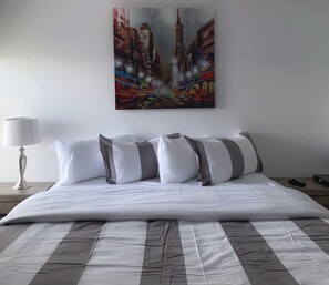 2 bedrooms, desk, iron/ironing board, free WiFi