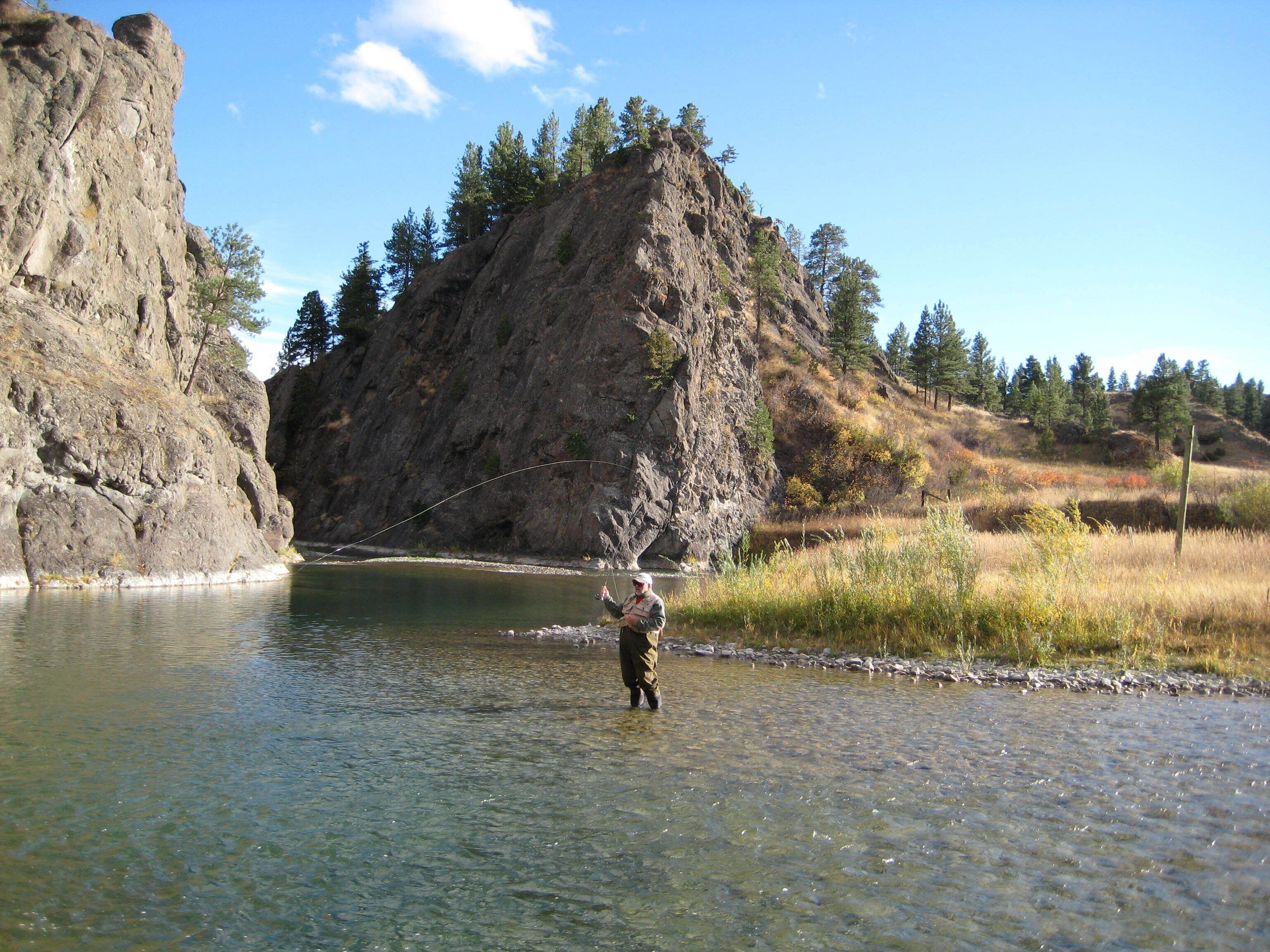 hundreds of uninhabited acres across the river ...