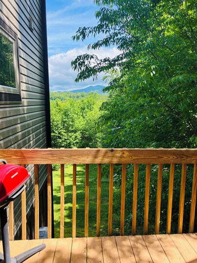 Breathtaking Mountain View, Convenient Location, Dog Friendly, A