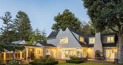 Exquisite Palo Alto Home with Lovely English Gardens