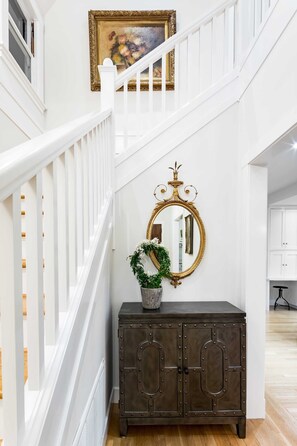 Interior - Exquisite Palo Alto Home with Lovely English Gardens (Palo Alto)