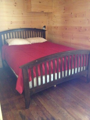 3 bedrooms, free WiFi - Ava’s Lakeside Cottage, Lakeside Cozy Cottage (Middle Grove)