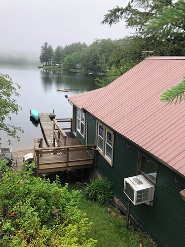 Ava’s Lakeside Cottage, Lakeside Cozy Cottage