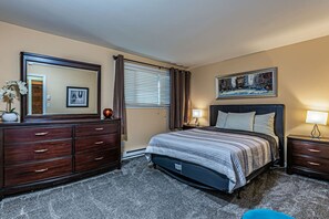 2 bedrooms, desk, iron/ironing board, free WiFi
