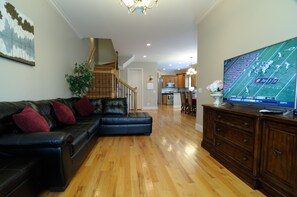 Smart TV, DVD player