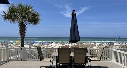 Spectacular, Spacious Townhouse on the Beach