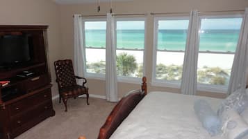 3 chambres, fer et planche Ă repasser, Wi-Fi, draps fournis