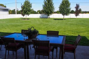 Outdoor dining - Country View · Country View (Walla Walla)