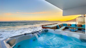 屋外スパ浴槽