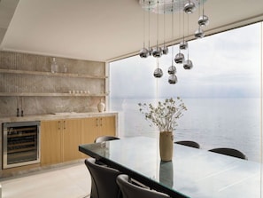 Dining - Newly renovated, December 2025! Ocean front, Amazing Ocean Views, with Spa (Malibu)