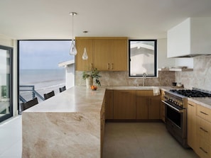 Fridge, microwave, oven, stovetop - Newly renovated, December 2025! Ocean front, Amazing Ocean Views, with Spa (Malibu)