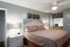 1 Schlafzimmer, Schreibtisch, Bügeleisen/Bügelbrett, kostenloses WLAN