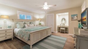 3 bedrooms, desk, iron/ironing board, free WiFi