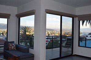 Interior - El Refugio 4. Great Place in the Heart of Ensenada. Perfect Vacation spot. (Ensenada)