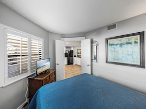 2 chambres, fer et planche à repasser, lit parapluie, Wi-Fi gratuit