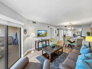 Smart TV, reproductor de DVD, libros y videoteca 