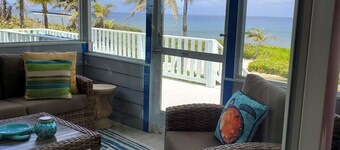 Beach Front Paradise Home.  Luxurious Funishings!