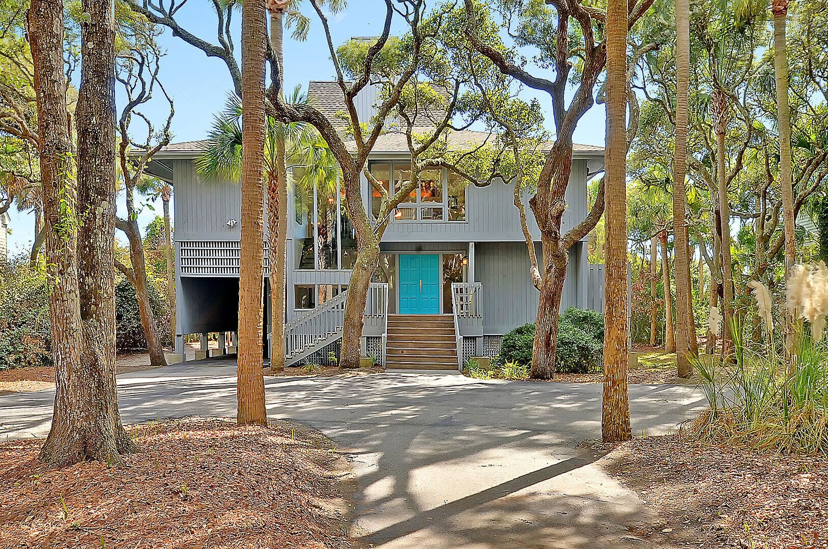 Perfect Oceanfront Family Getaway on West Beach