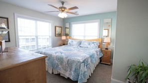 4 bedrooms, bed sheets - Your Perfect Beach House (Surf City)