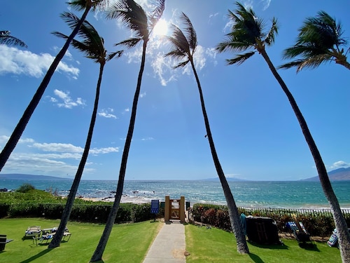 WAILEA EKAHI 28C   2 LANAI'S    GROUND LEVEL, OCEAN VIEW   
