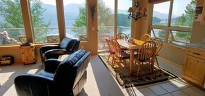 Dining - Lakefront Home - Dramatic views from upper and lower decks (Grand Lake)