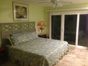 2 bedrooms, iron/ironing board, WiFi, bed sheets - ON THE OCEAN Sticks In The Sand19A, 2 bdrm , 2.5 bath (Miramar Beach)