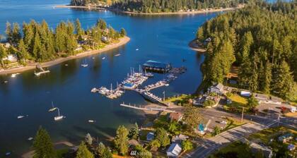 The Beach Barn - Puget Sound Low Bank Waterfront, Case Inlet in Allyn WA