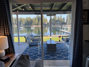 Interior - The Beach Barn - Puget Sound Low Bank Waterfront, Case Inlet in Allyn WA (Allyn)