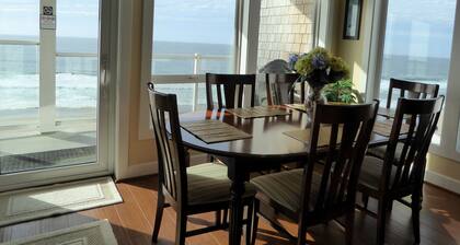 Alennukset / Luxury Condo / Yläkerrassa Oceanfront / Parveke Hot Tub!