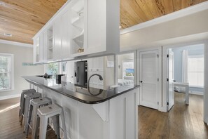 Interior - 'Lazy Magnolia' - Close to Beach & Pool w/4 Bikes & Beach Chairs! Near Rosemary! (Panama City Beach)