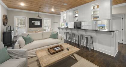 "Lazy Magnolia" - In der Nähe von Strand und Pool mit 4 Fahrrädern und Liegestühlen! In der Nähe von Rosmarin!