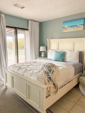 3 makuuhuonetta, silitysrauta/-lauta, ilmainen Wi-Fi, vuodevaatteet