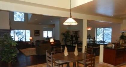 Kirkwood - 5200 sq ft luxury ski home